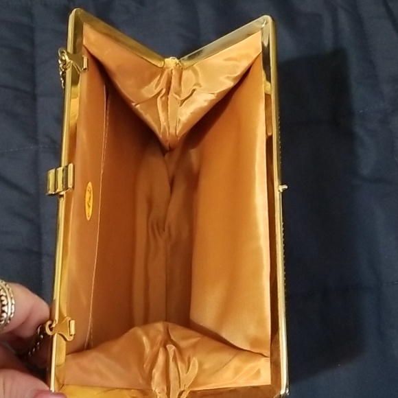 Small golden bag - Picture 5 of 7